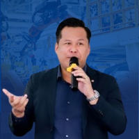ชยุต วลัยศรี